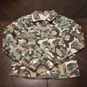 Venus Camo Wash Denim Jean Jacket Women's Size Medium Button Front Side Pockets